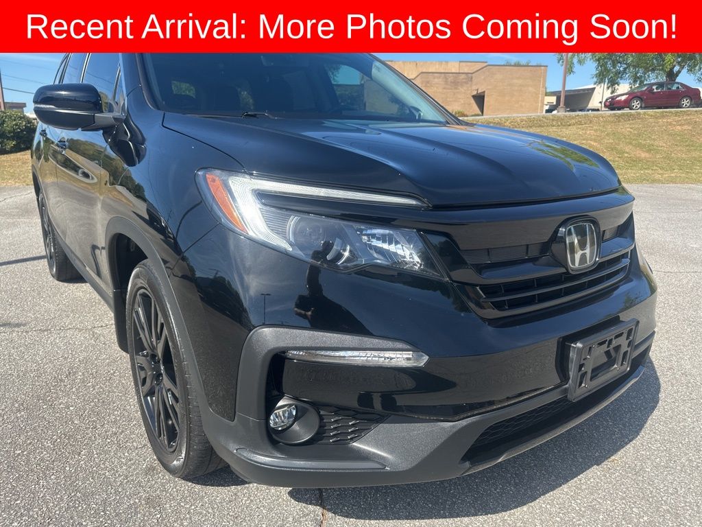 Crystal Black Pearl 2022 Honda Pilot SE AWD SUV / Crossover All-Wheel Drive 9-Speed Automatic