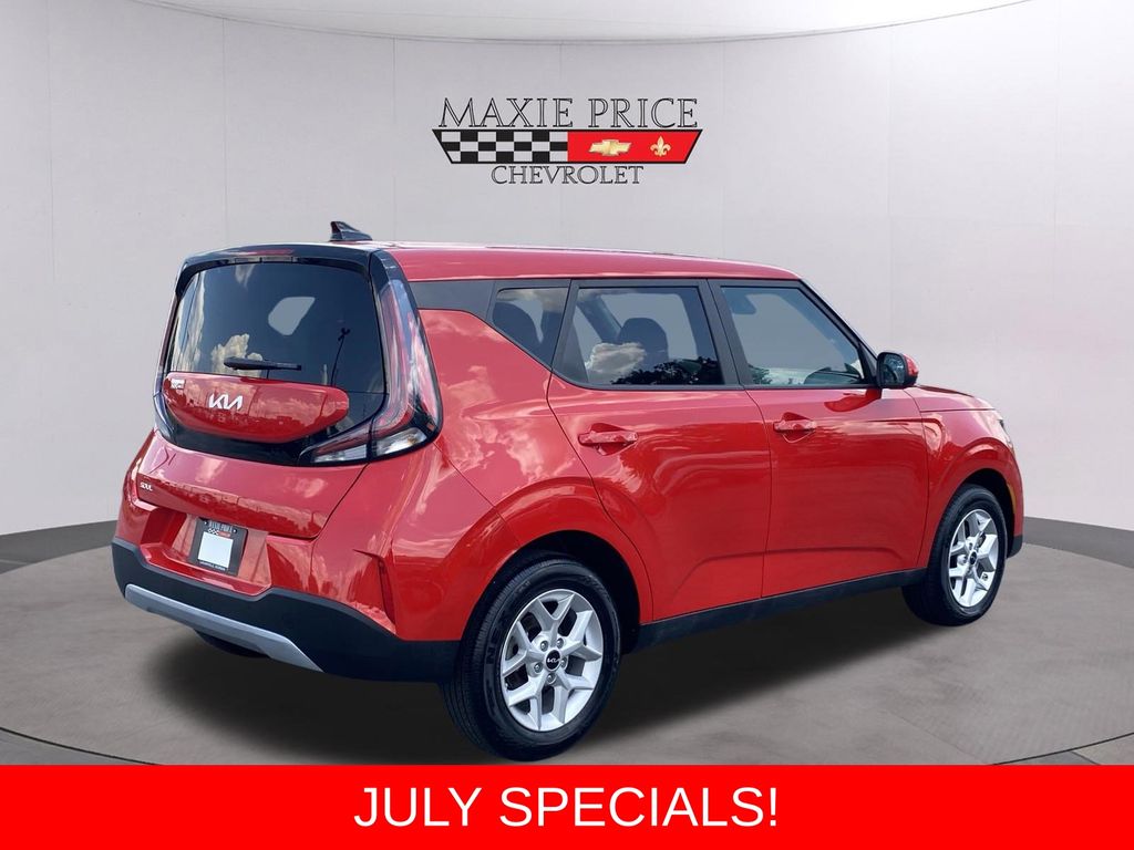 2025 Kia Soul LX - Photo 4