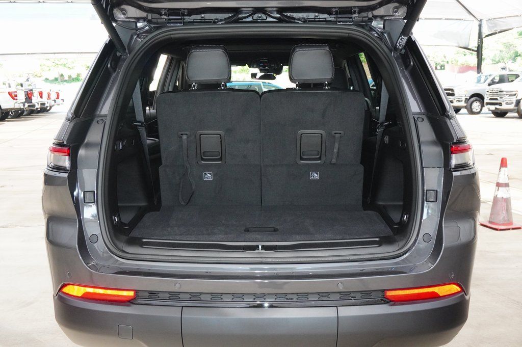 New Car 2025 Jeep Grand Cherokee L  For Sale Under $40,000 In Weatherford, Texas