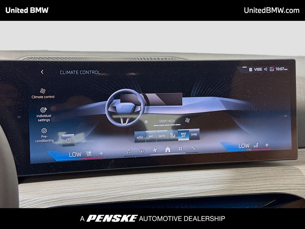 Thumbnail: 2025 BMW i4 - 11