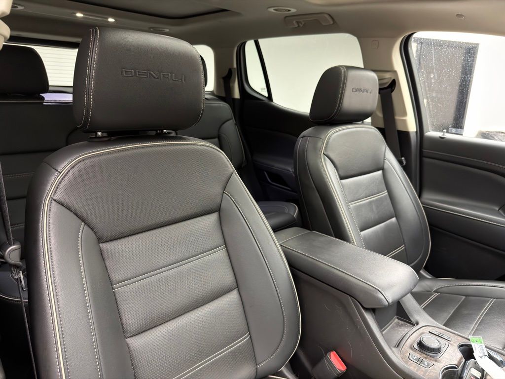 Thumbnail: 2023 GMC Acadia - 4