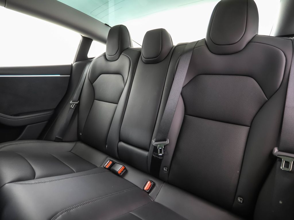 Thumbnail: 2025 Tesla Model 3 - 21