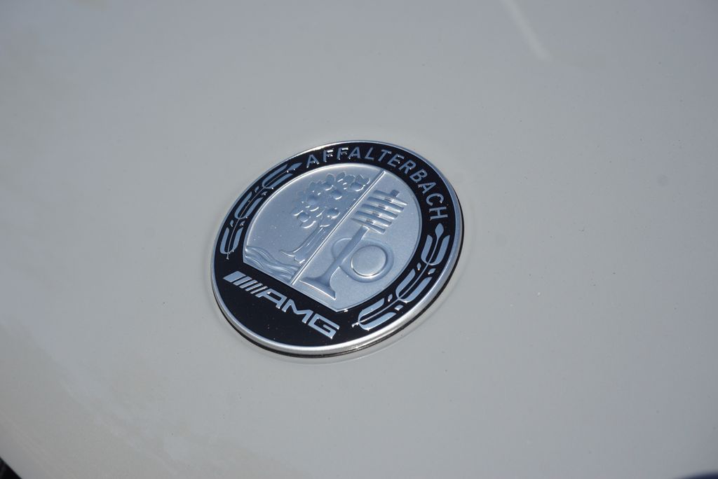 Thumbnail: 2026 Mercedes-Benz GLE - 12