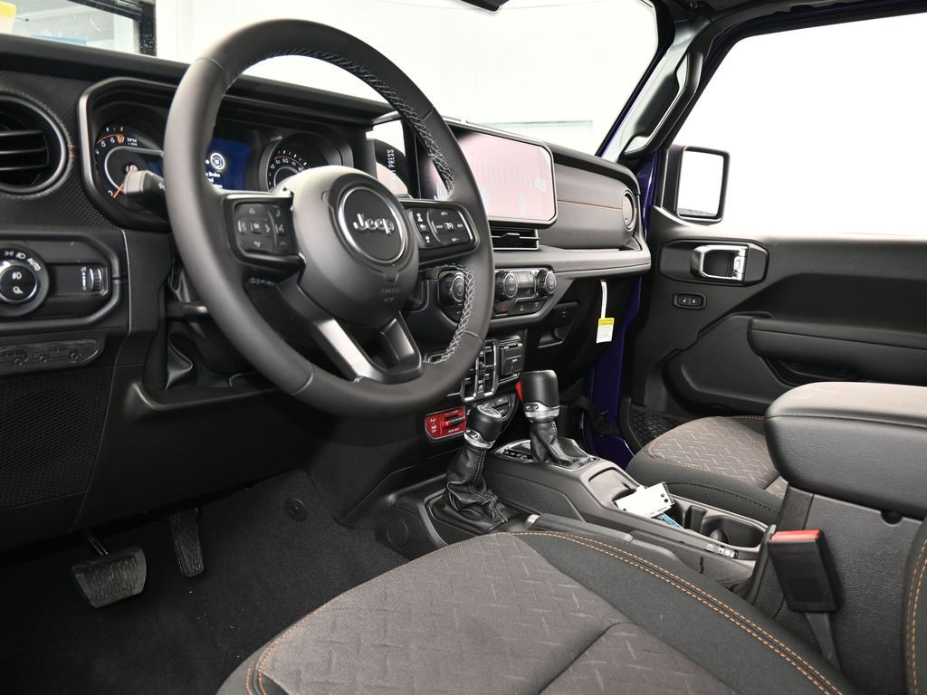 New 2026 reign Jeep Mojave image 12