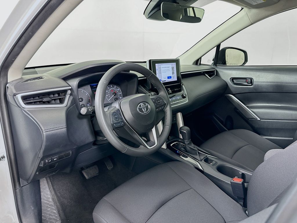 Thumbnail: 2024 Toyota Corolla Cross - 9