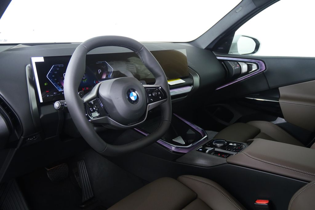 Thumbnail: 2026 BMW X3 - 12