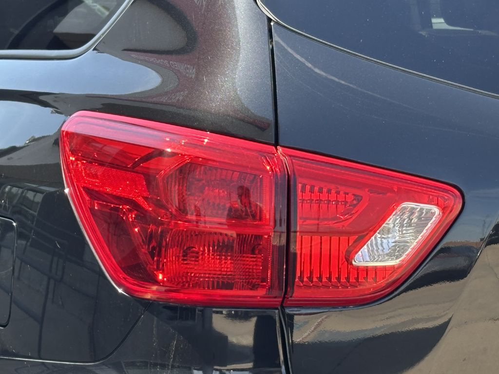 Used 2019 Nissan Pathfinder SUV
