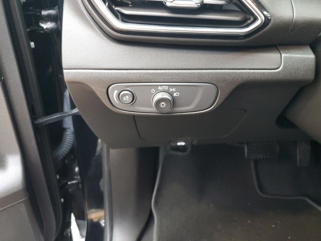 Used Car 2023 Chevrolet Bolt Euv  Lt For Sale Under $20,000 In Austin, Texas