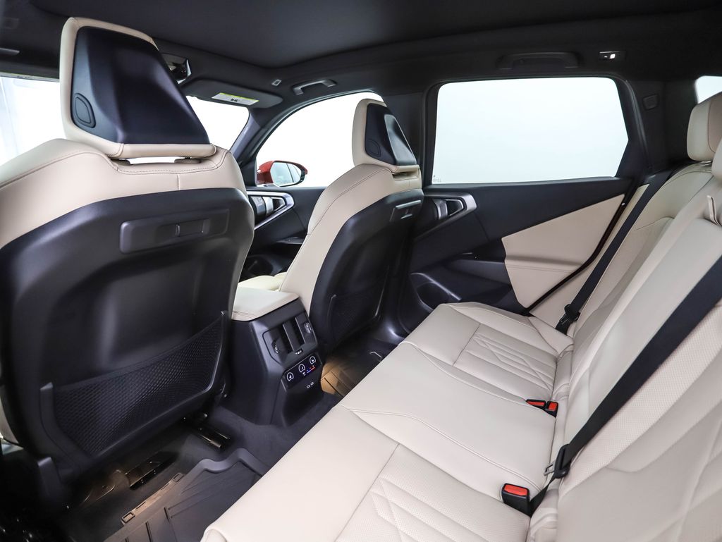 Thumbnail: 2026 BMW X3 - 22