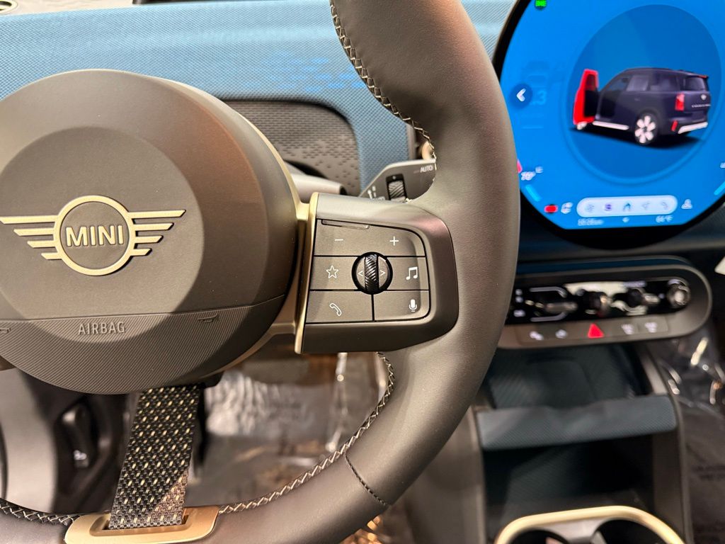 2025 MINI Cooper Countryman Signature 14