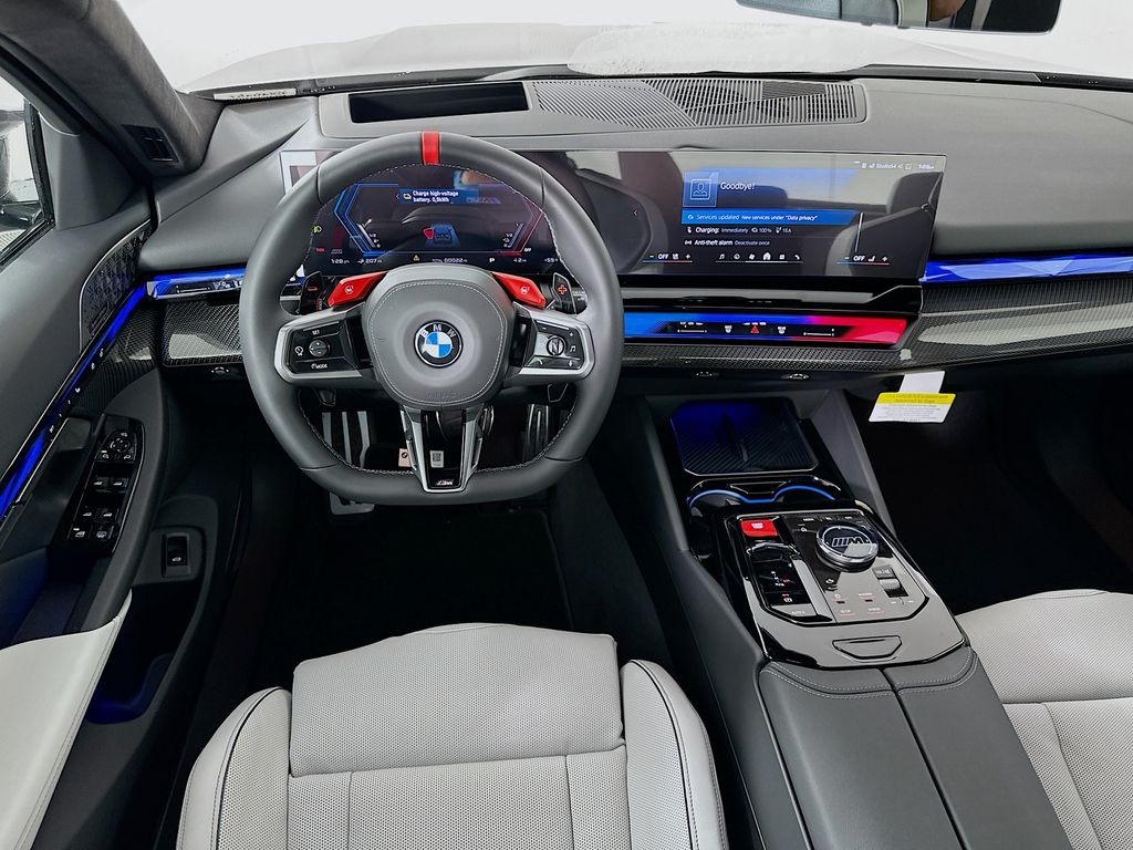 Thumbnail: 2026 BMW M5 - 19