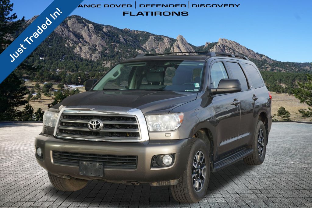 2015 Toyota Sequoia SR5 1