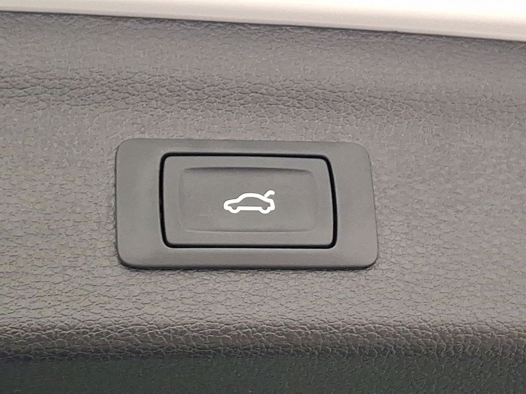 Thumbnail: 2022 Audi Q3 - 28