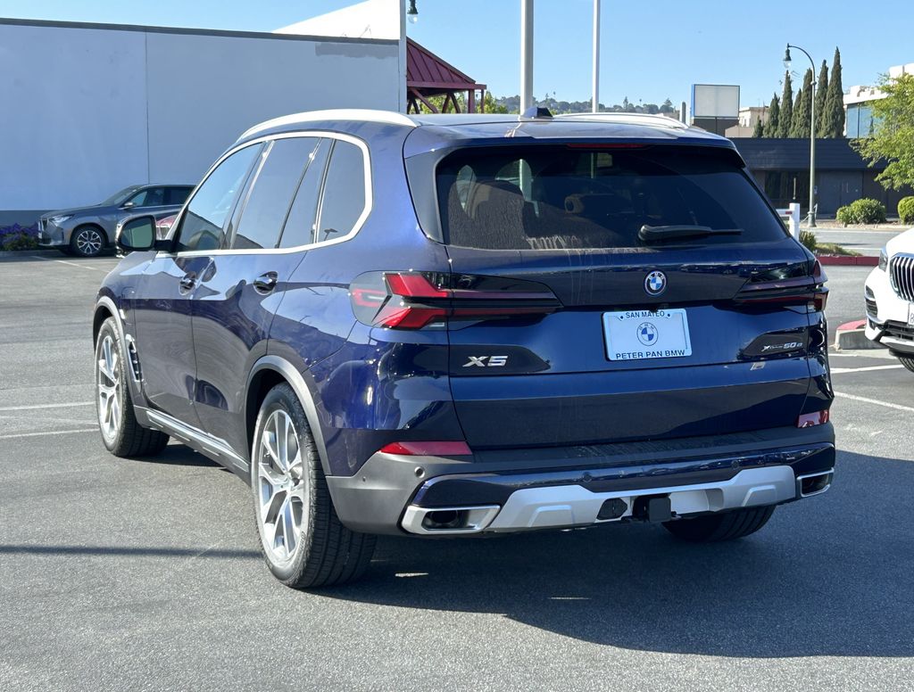 2026 BMW X5 xDrive50e 3