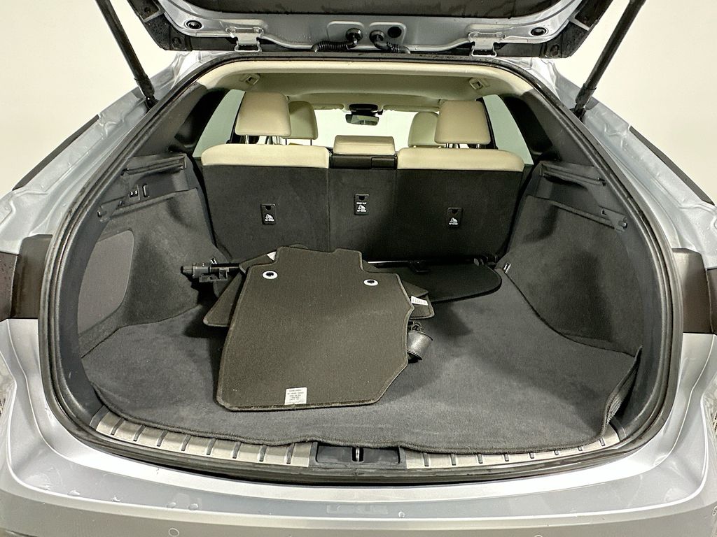 Thumbnail: 2023 Lexus RX - 27