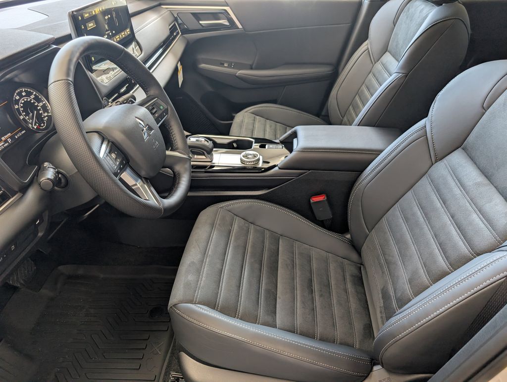 New 2026 Mitsubishi Outlander SUV