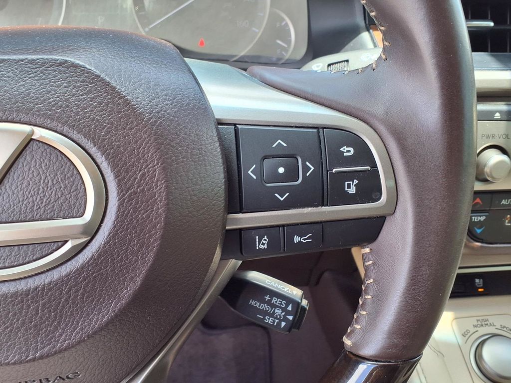 Used 2017 Lexus ES Sedan