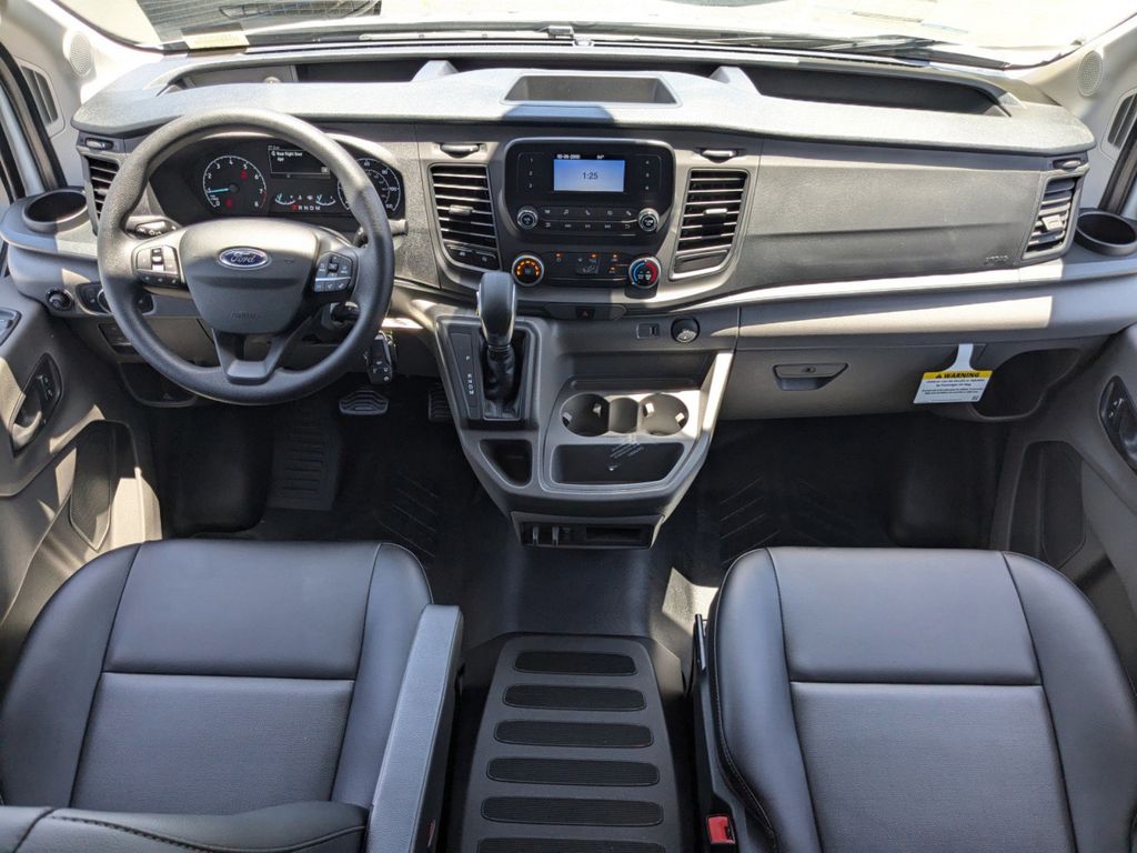 2025 Ford Transit 250