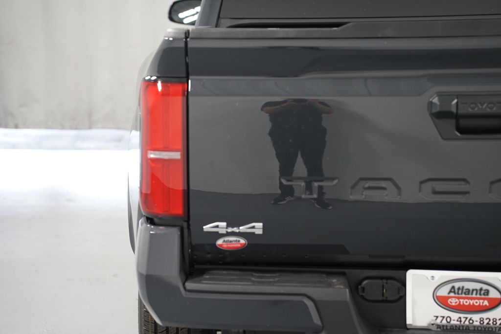 Thumbnail: 2025 Toyota Tacoma - 10