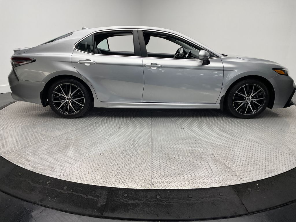 Thumbnail: 2023 Toyota Camry - 4
