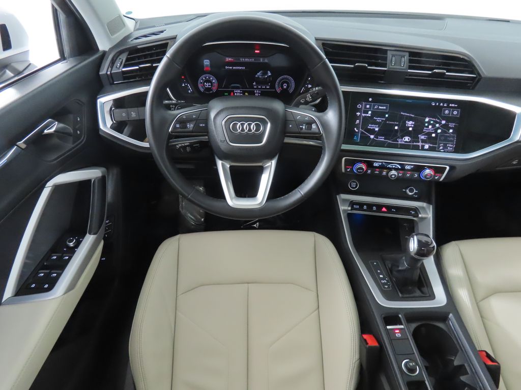 Thumbnail: 2023 Audi Q3 - 13