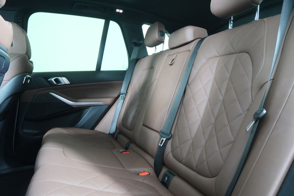 Thumbnail: 2024 BMW X5 - 15