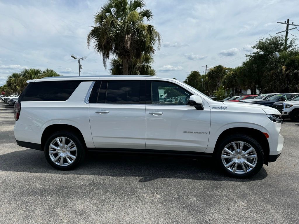 2024 Chevrolet Suburban High Country 9