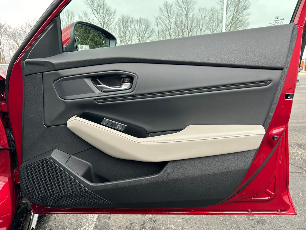 Thumbnail: 2025 Honda Accord - 15