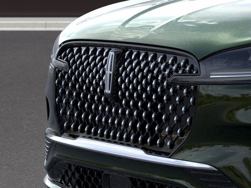 Thumbnail: 2026 Lincoln Aviator - 17