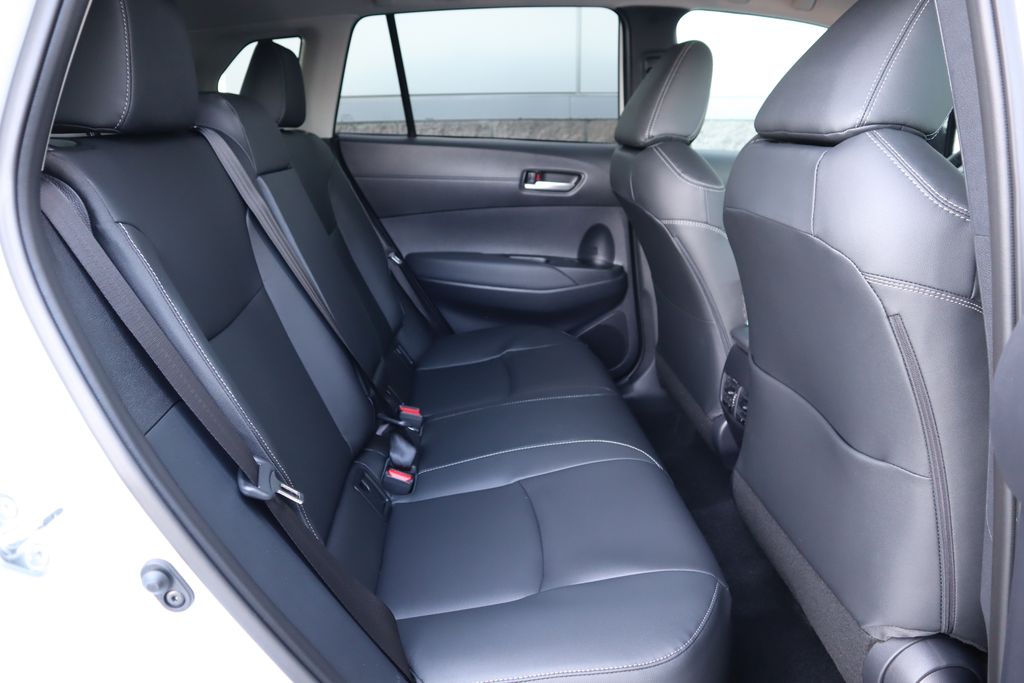 Thumbnail: 2026 Toyota Corolla Cross - 21