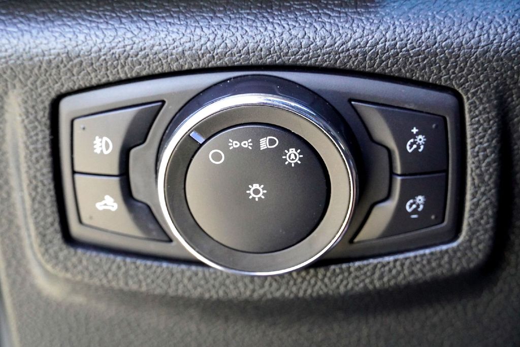 Used Car 2020 Ford F-350sd  Lariat For Sale Under $50,000 In Taylor, Texas