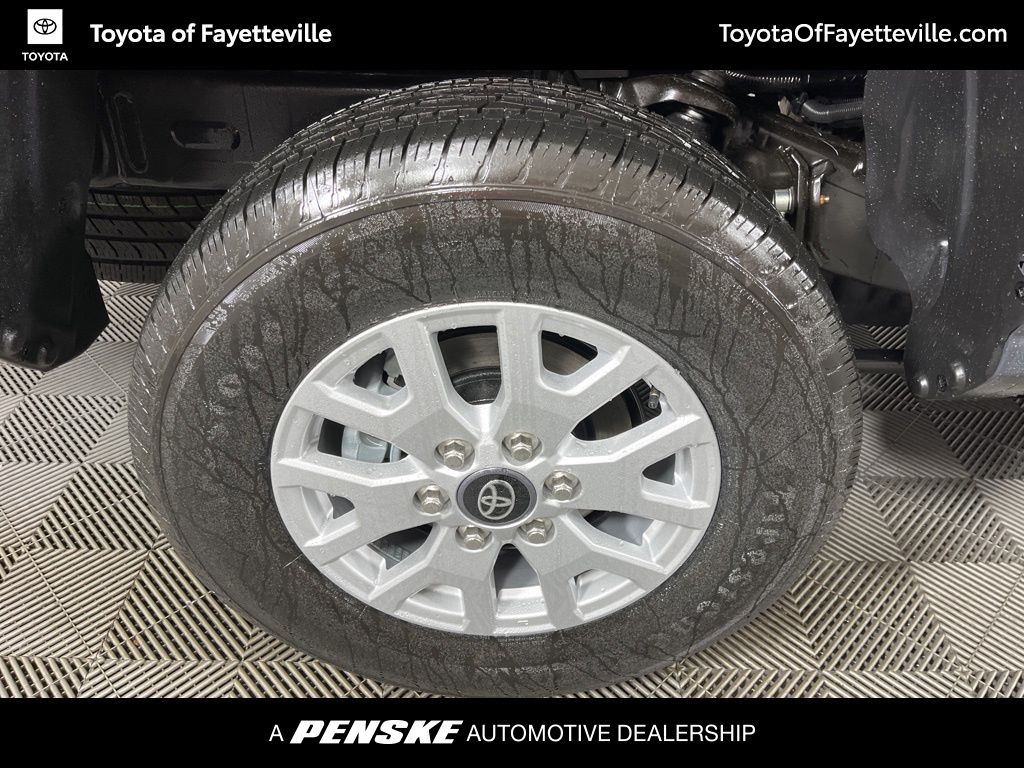 Thumbnail: 2025 Toyota Tacoma - 18