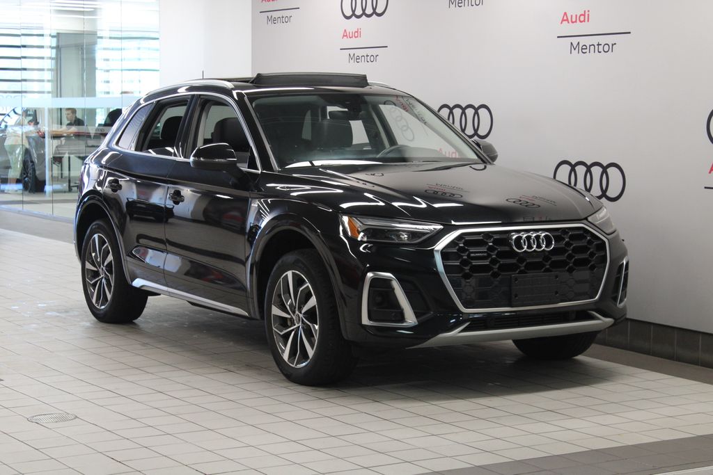 Thumbnail: 2023 Audi Q5 - 8