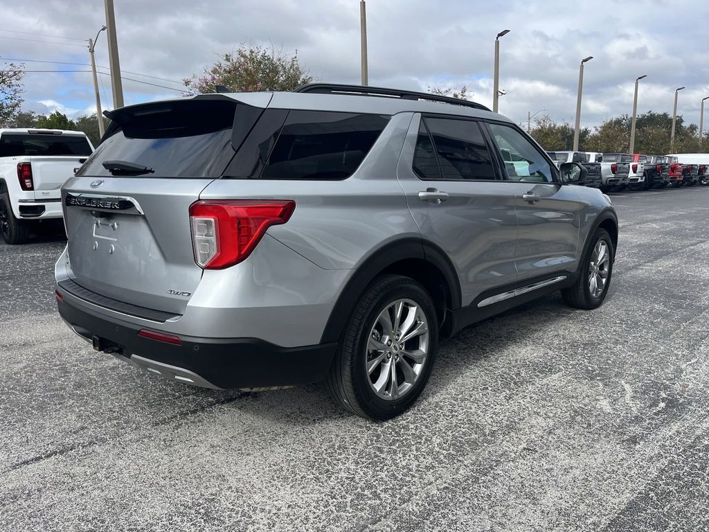 2022 Ford Explorer XLT 5