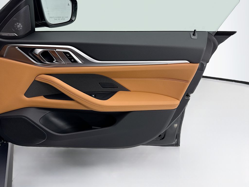 Thumbnail: 2026 BMW i4 - 24