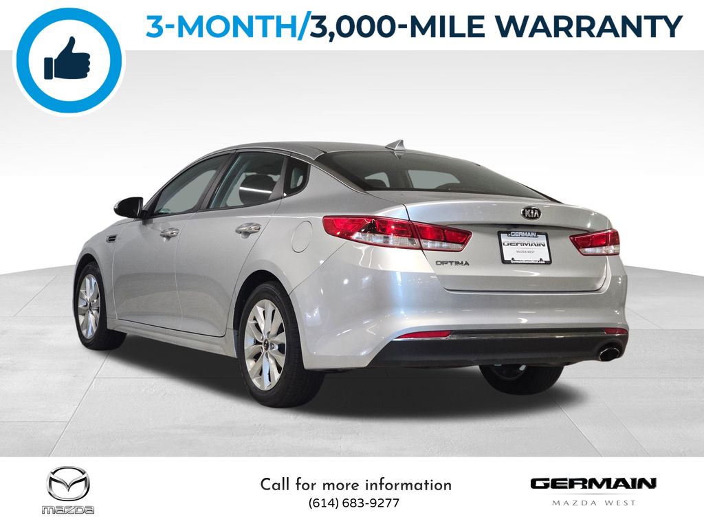 2017 Kia Optima LX photo 7