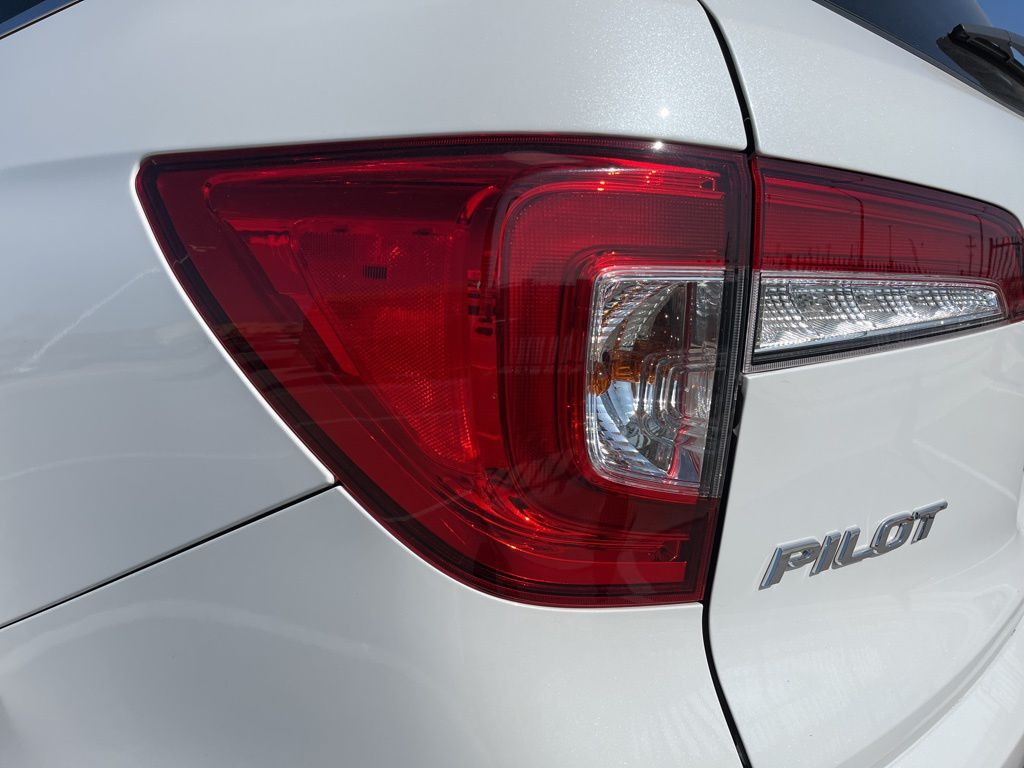 Thumbnail: 2021 Honda Pilot - 7