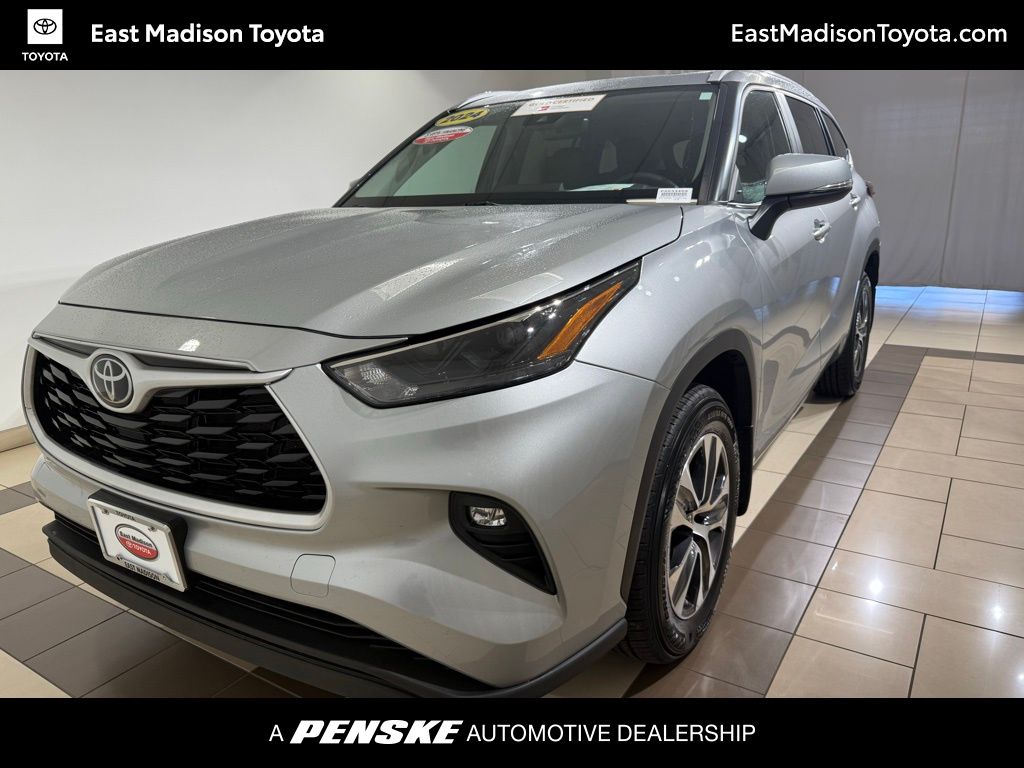 2024 Toyota Highlander XLE -
                Madison, WI