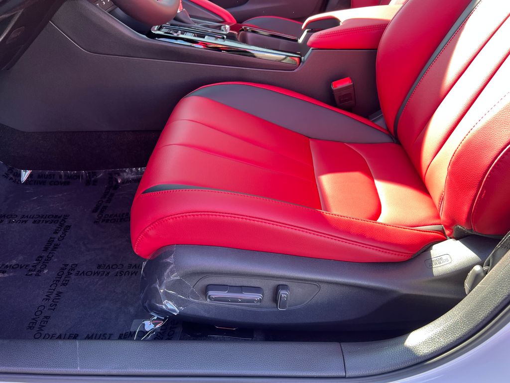 Thumbnail: 2026 Acura Integra - 15