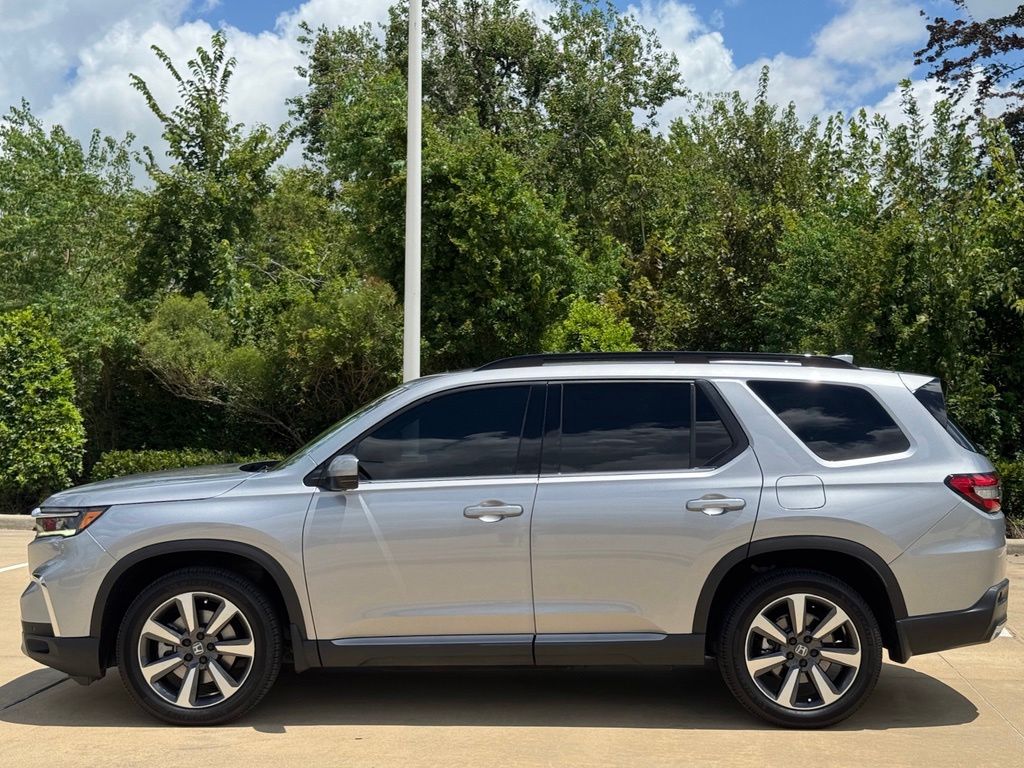 2023 Honda Pilot Elite  at Bayway Cadillac of The Woodlands
