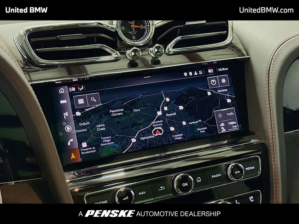 Thumbnail: 2022 Bentley Bentayga - 10