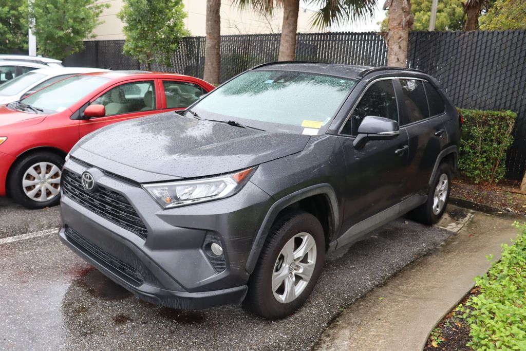 2020 Toyota RAV4 XLE -
                West Palm Beach, FL