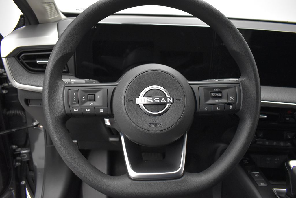 Thumbnail: 2026 Nissan Kicks - 14