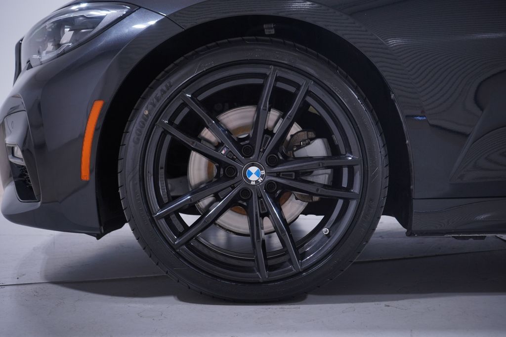 Thumbnail: 2022 BMW 3 Series - 2