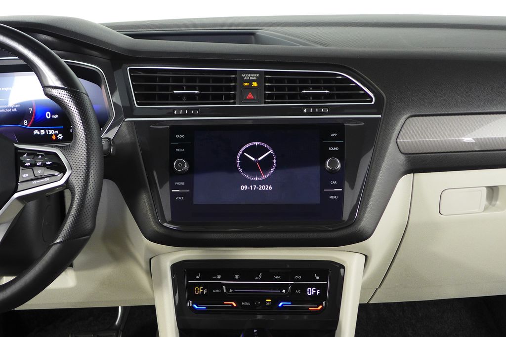 Thumbnail: 2023 Volkswagen Tiguan - 25