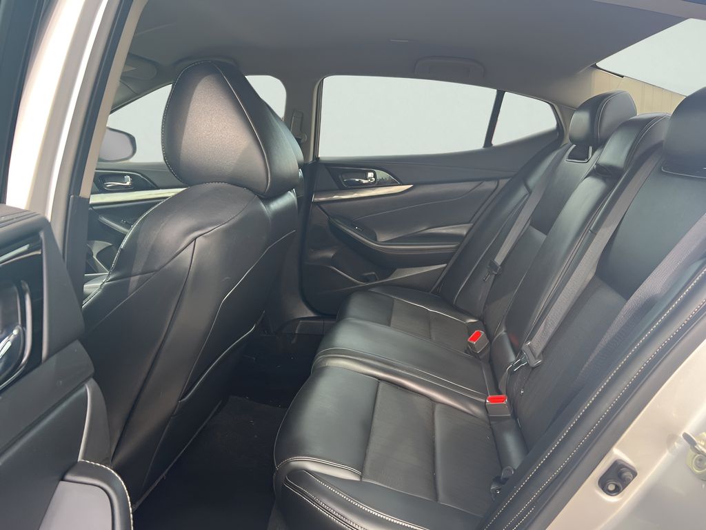 2021 Nissan Maxima