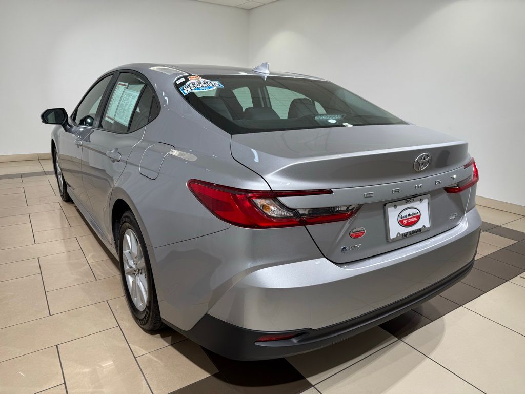 Thumbnail: 2025 Toyota Camry - 3