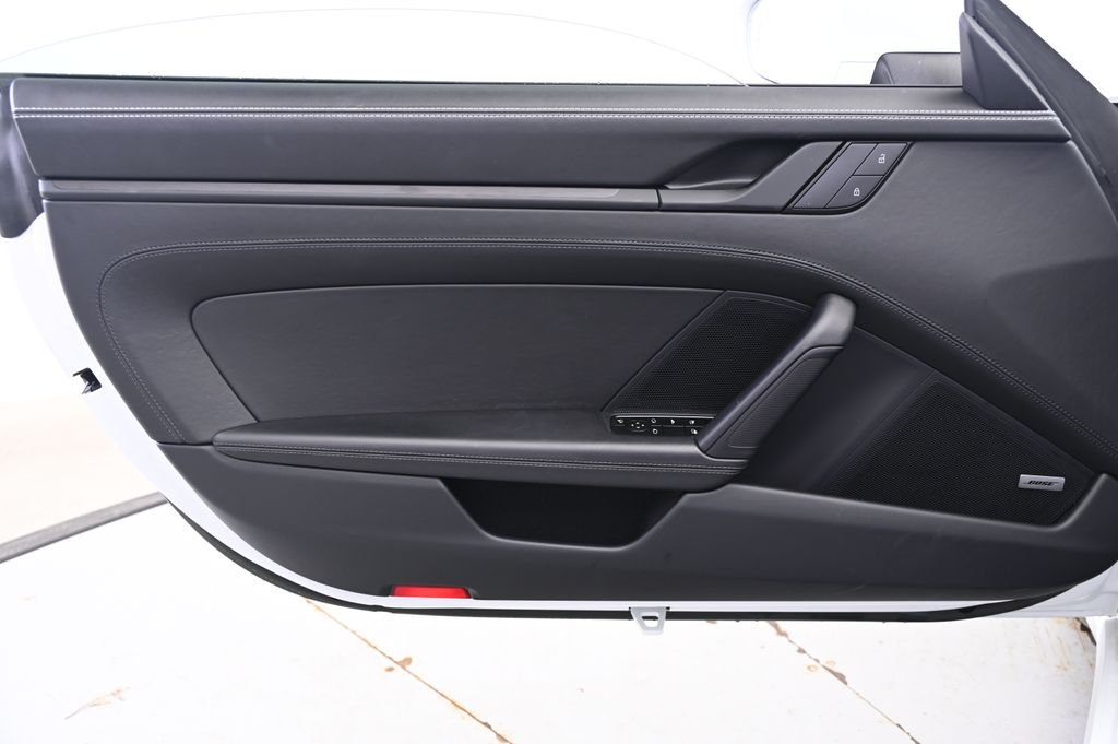 Thumbnail: 2022 Porsche 911 - 26