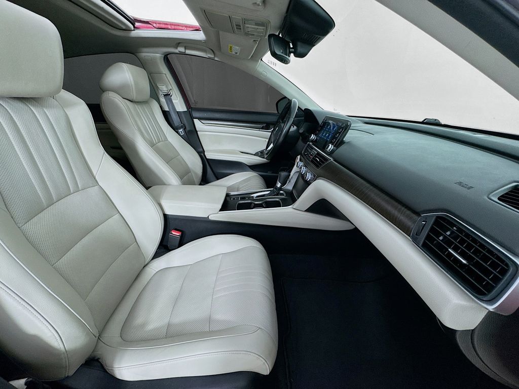 Used Car 2022 Honda Accord  Ex-l For Sale Under $25,000 In Austin, Texas