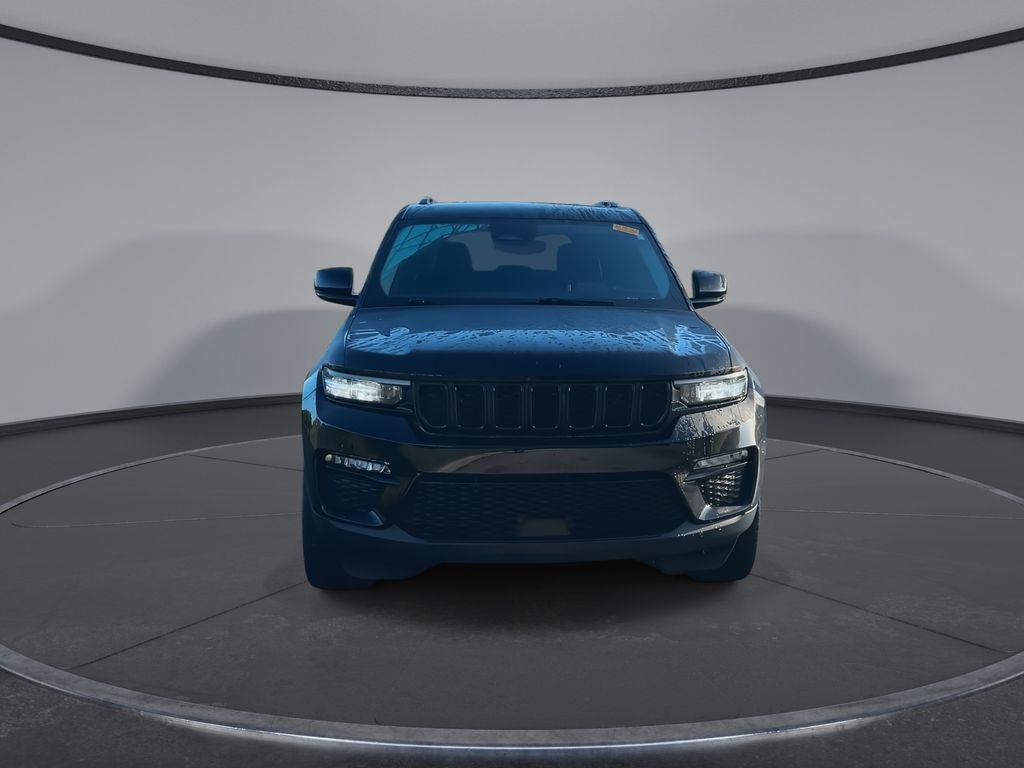 Thumbnail: 2023 Jeep Grand Cherokee - 3
